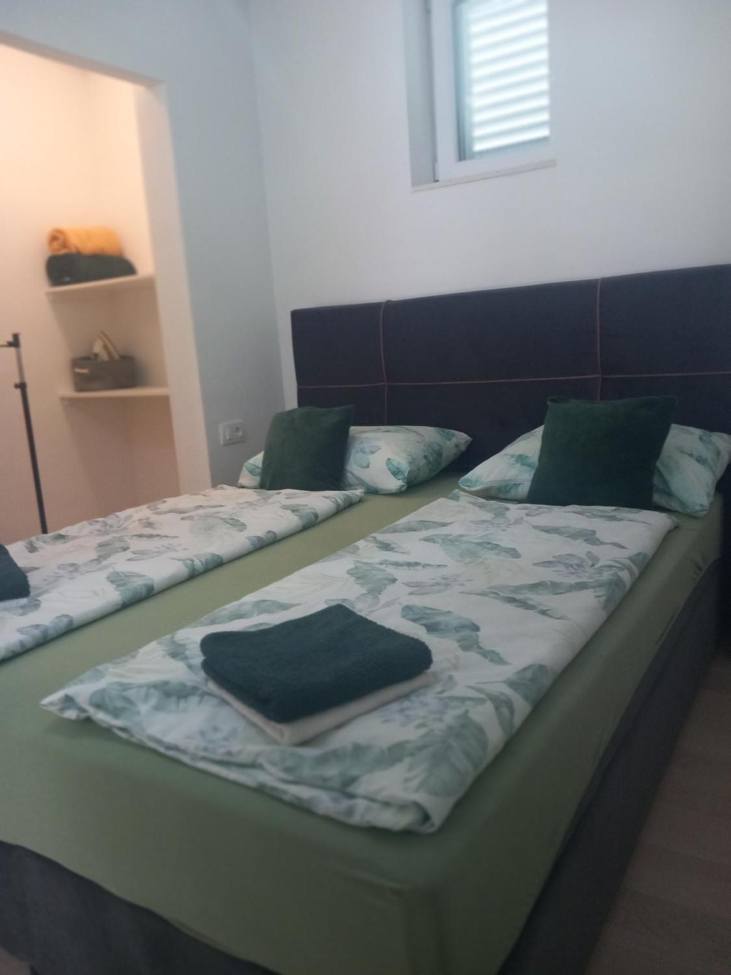 Apartman Marita Kastela Exterior photo